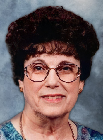 thelma  holt